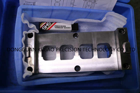 INJ.Side Cavity Injection Moulding Automobile Parts 8407 Material
